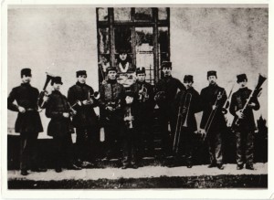 1861 photograpf of Aldbourne Band, posing on steps of the Old Rectory